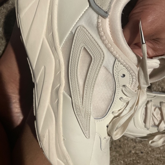 FILAS - Picture 4 of 4